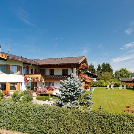 Haus Jaeger Ferienwohnungen Mit Indoor-Pool Inkl. Chiemgaukarte ルーポルディング エクステリア 写真