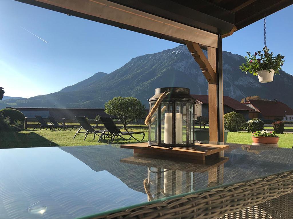 Haus Jaeger Ferienwohnungen Mit Indoor-Pool Inkl. Chiemgaukarte ルーポルディング エクステリア 写真
