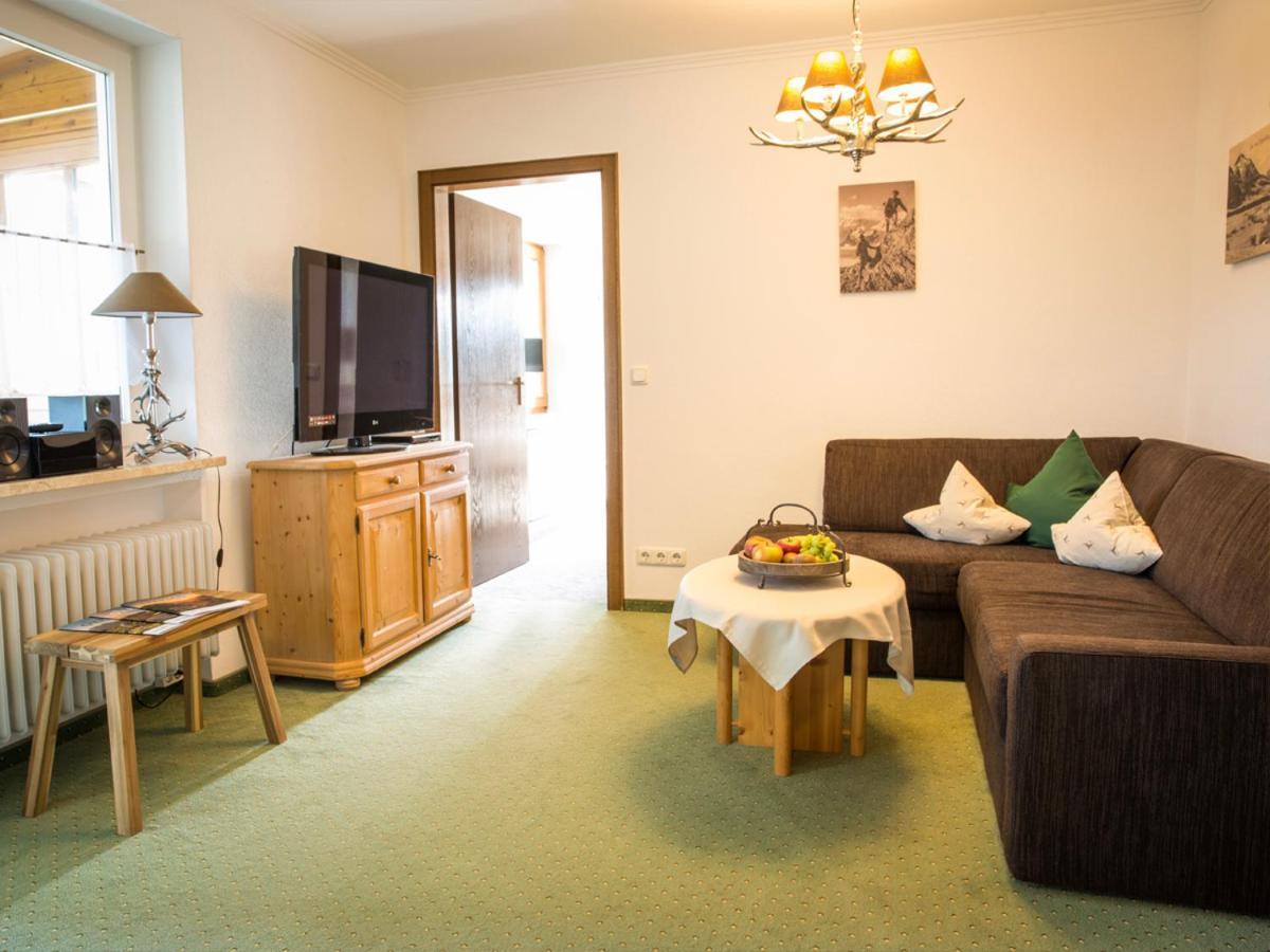 Haus Jaeger Ferienwohnungen Mit Indoor-Pool Inkl. Chiemgaukarte ルーポルディング エクステリア 写真