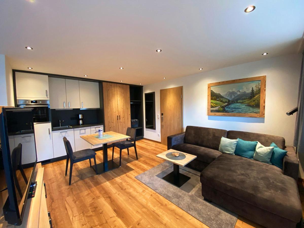 Haus Jaeger Ferienwohnungen Mit Indoor-Pool Inkl. Chiemgaukarte ルーポルディング エクステリア 写真
